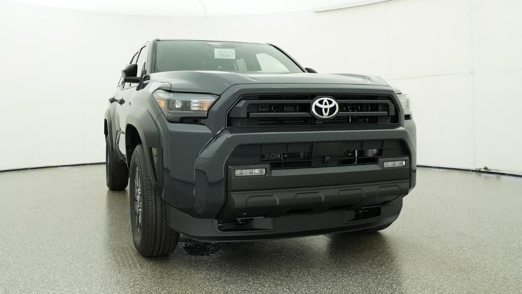 New 2026 Toyota 4Runner SR5 SUV