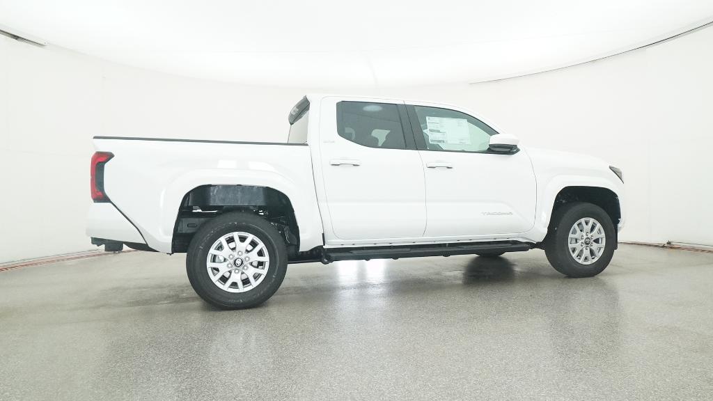 2025 Toyota Tacoma SR5 photo 10