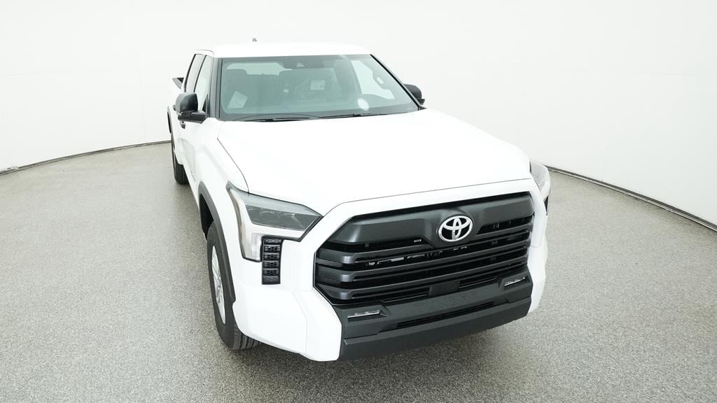 2025 Toyota Tundra SR5 - Photo 14