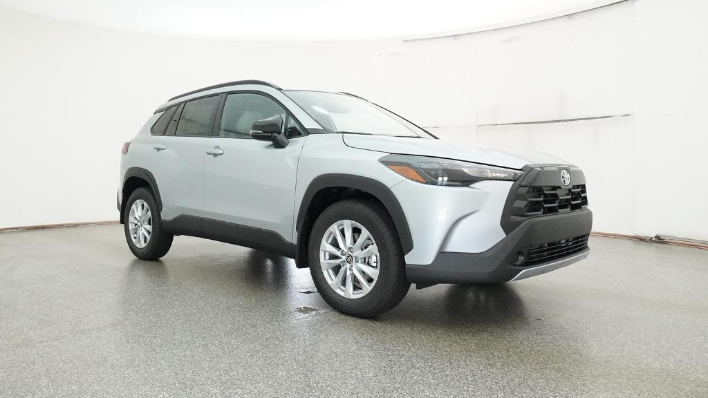 2026 Toyota Corolla Cross LE photo 3