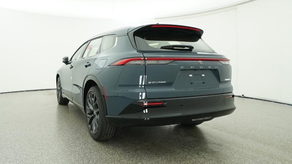 New 2025 Toyota Crown Signia Limited LIMITED