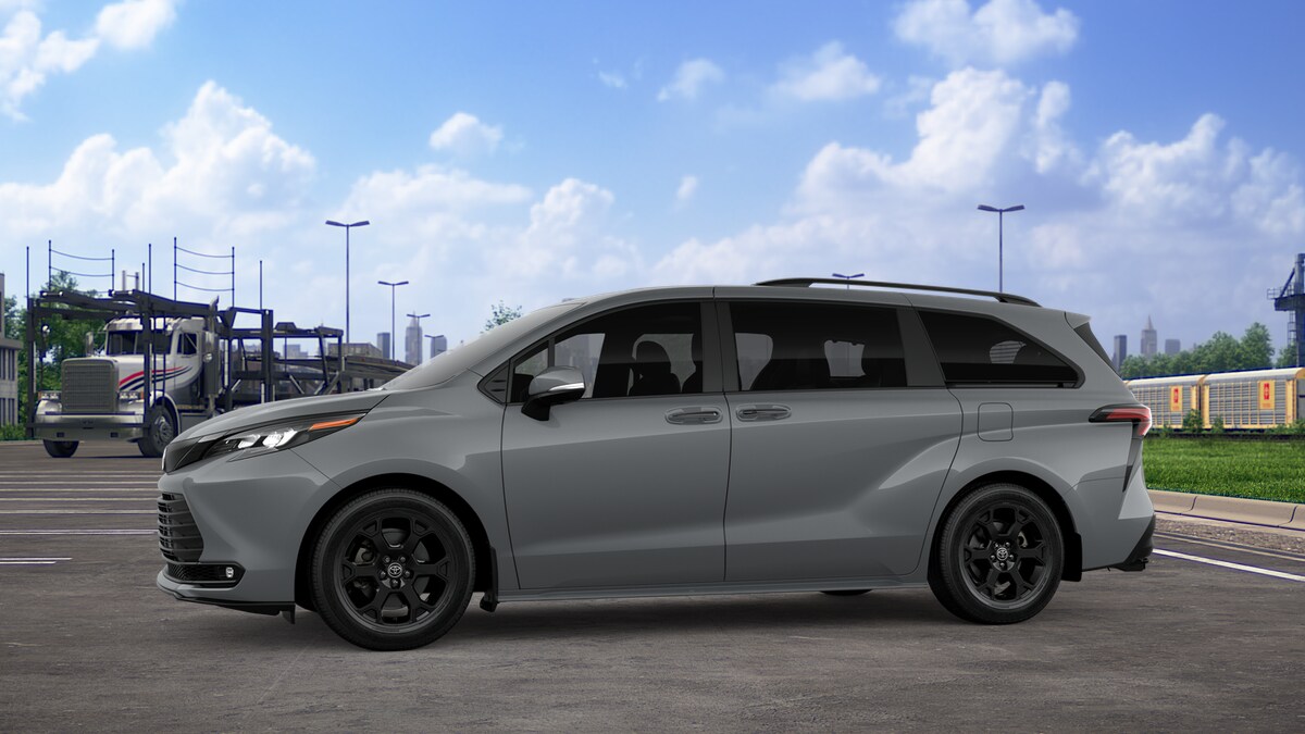2026 Toyota Sienna Woodland Edition photo 3