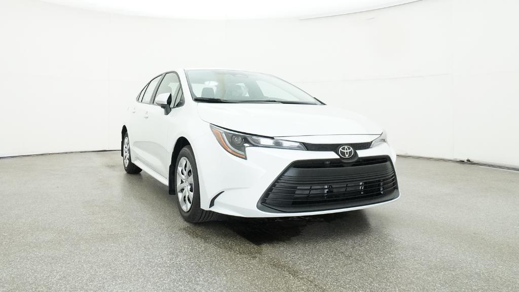 2026 Toyota Corolla LE photo 4
