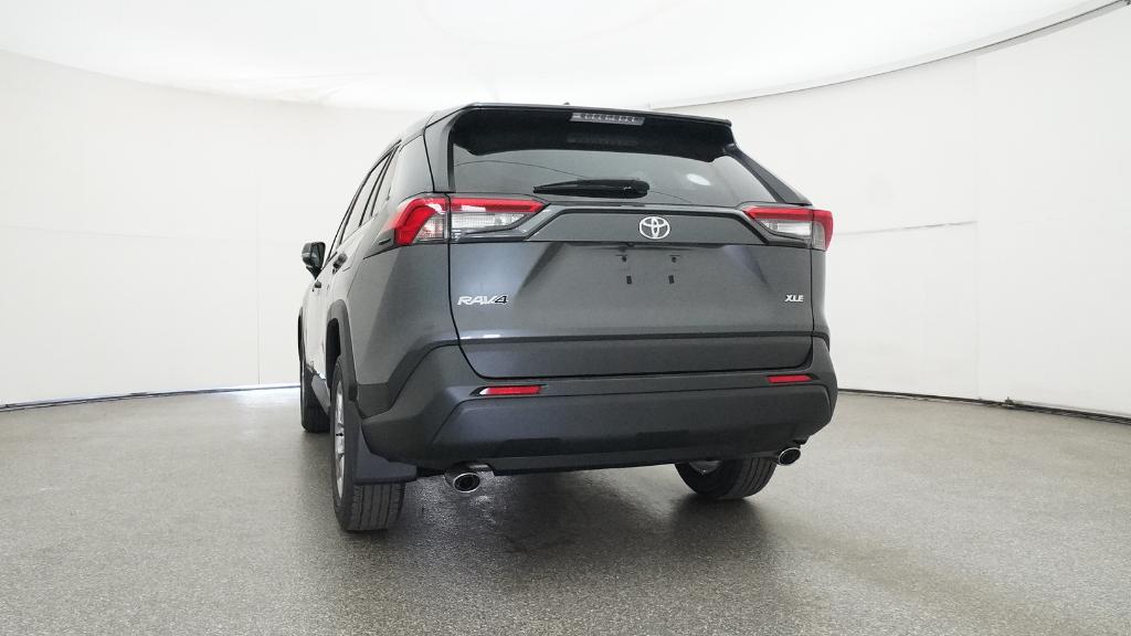 2025 Toyota RAV4 XLE photo 2