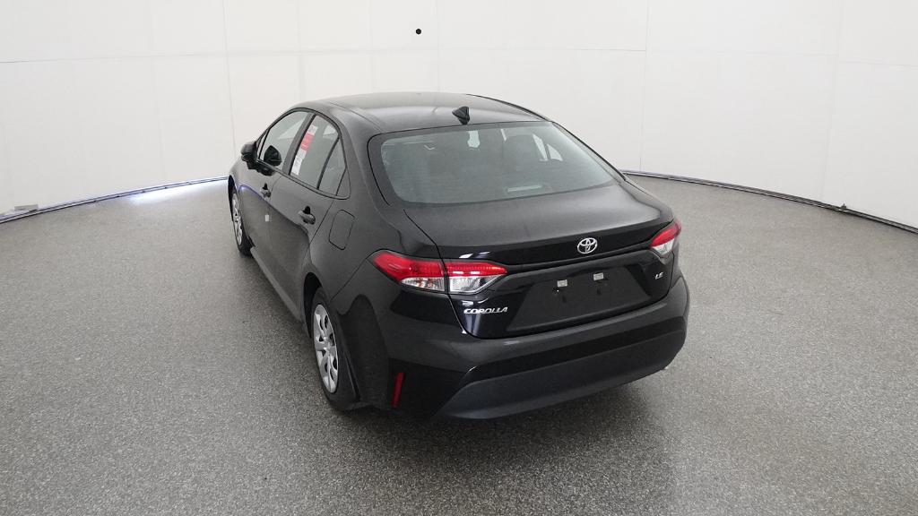 2026 Toyota Corolla LE photo 4