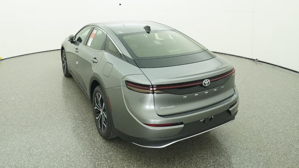 2026 Toyota Crown XLE - Photo 48