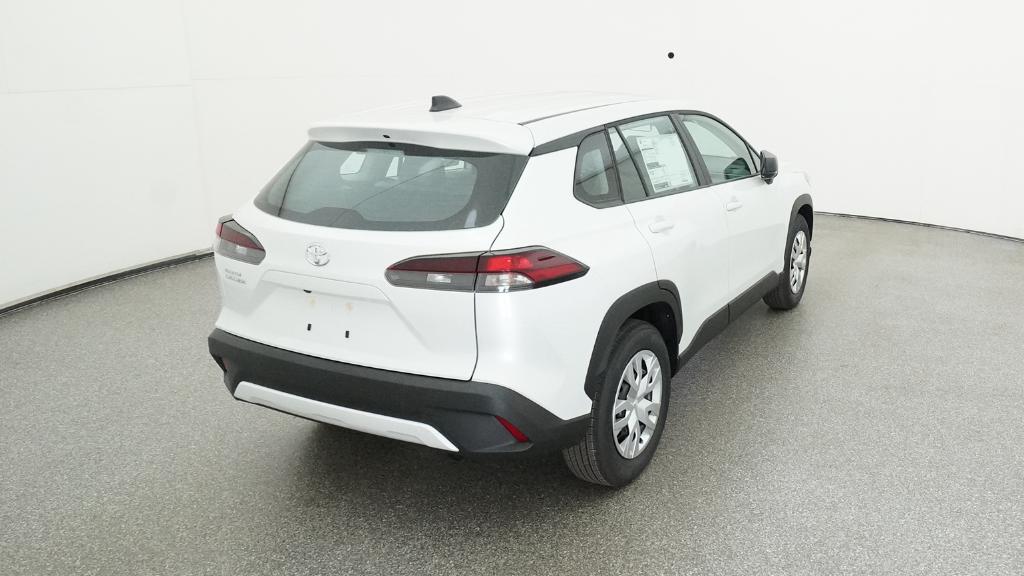2026 Toyota Corolla Cross L photo 4