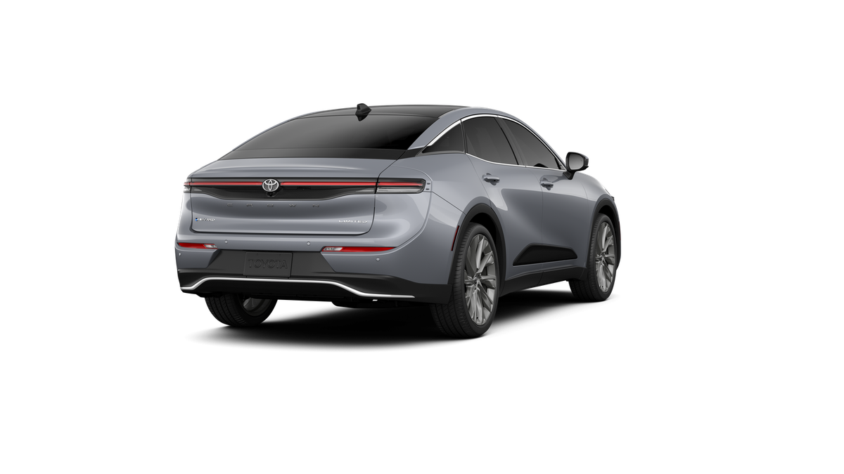 2026 Toyota Crown Limited - Photo 9