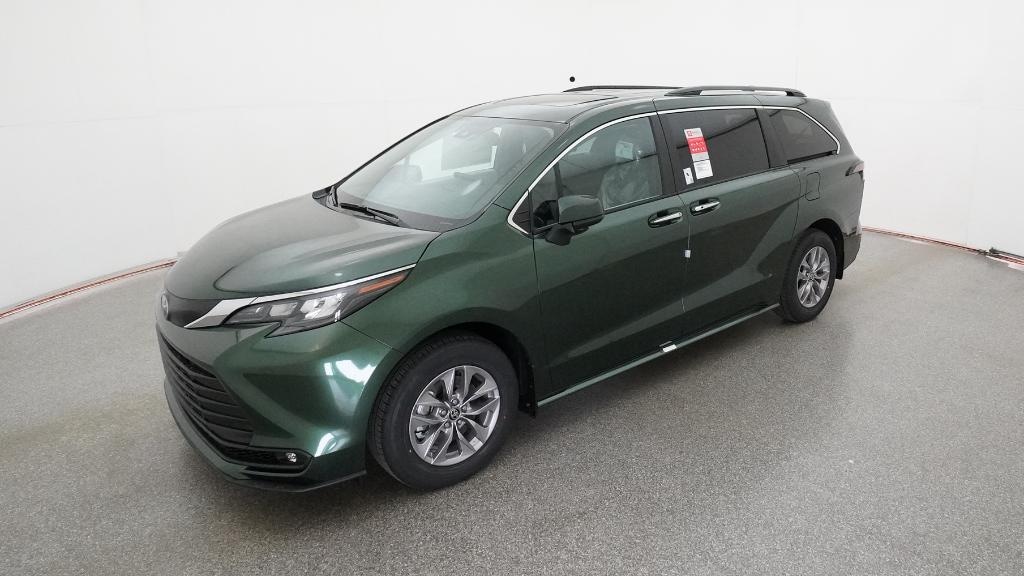 New 2026 Toyota Sienna XLE Van Passenger Van