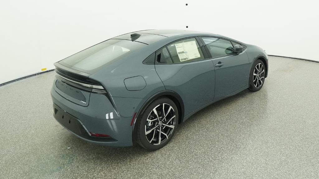 2026 Toyota Prius Plug-in Hybrid XSE Premium - Photo 8