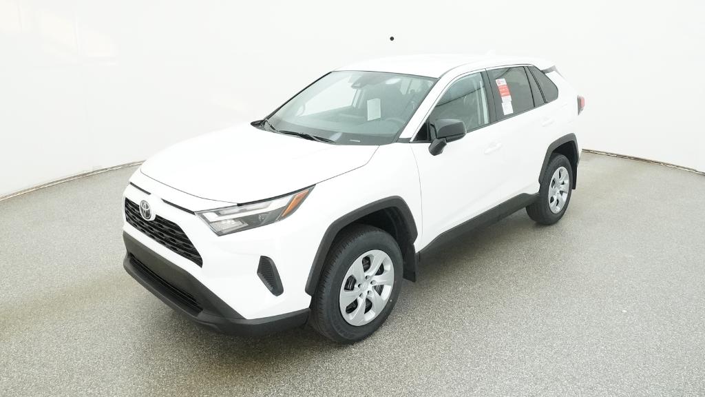 2025 Toyota RAV4 LE's photo