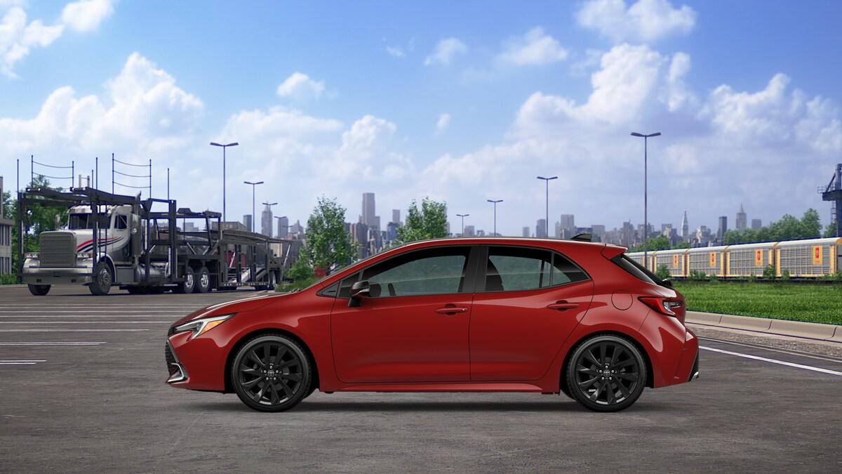 2026 Toyota Corolla XSE photo 4