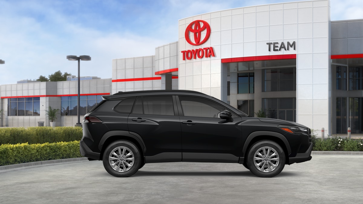 2026 Toyota Corolla Cross LE - Photo 41