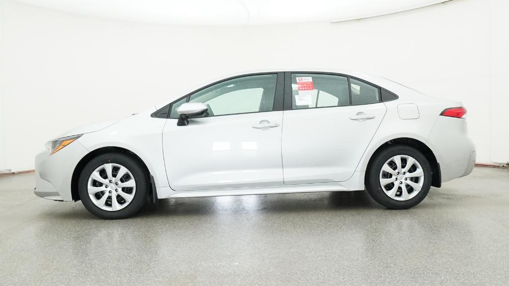 2026 Toyota Corolla LE photo 3