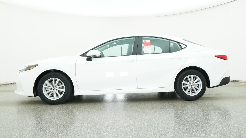 2026 Toyota Camry LE photo 3