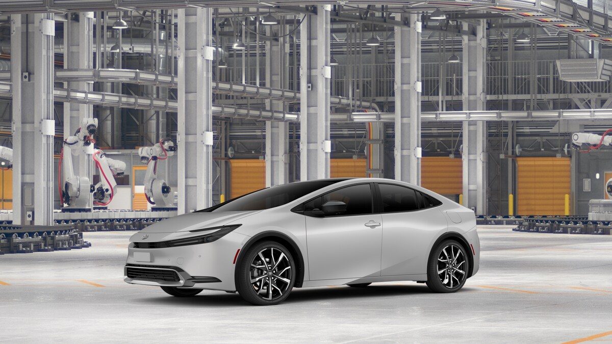 2026 Toyota Prius XSE Premium Plug-in Hybrid photo 2