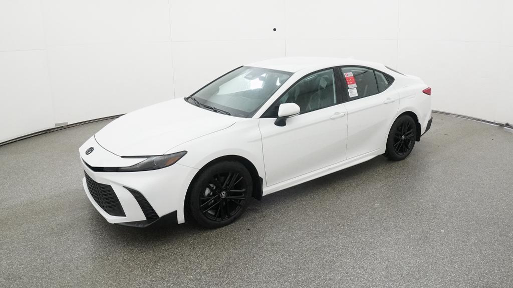 2026 Toyota Camry SE's photo