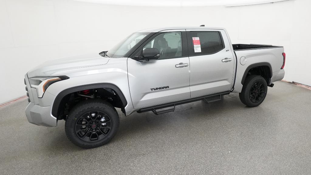 2026 Toyota Tundra SR5 - Photo 10