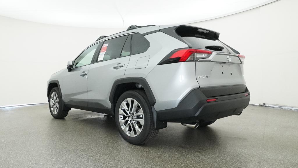 2025 Toyota RAV4 XLE Premium photo 4