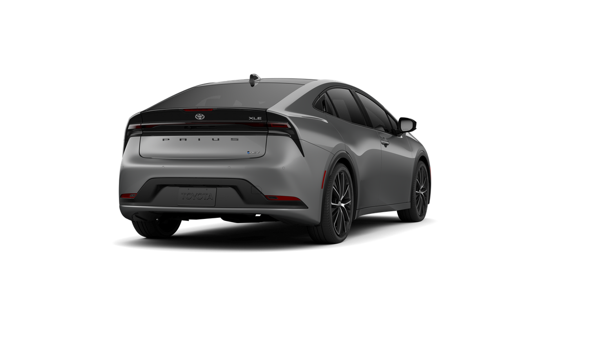 2026 Toyota Prius XLE - Photo 9
