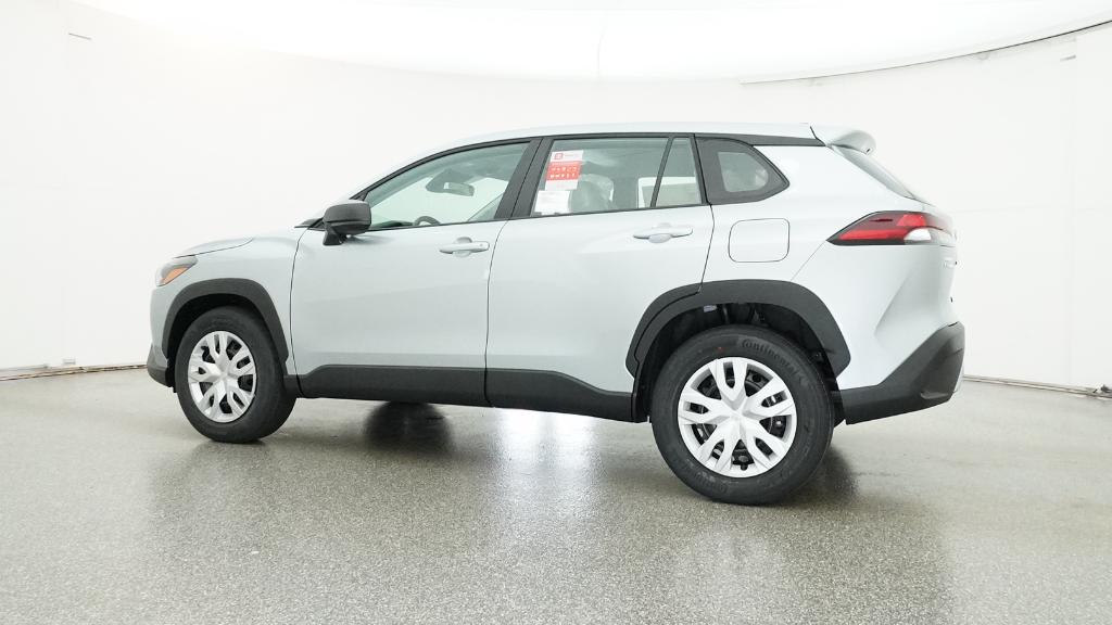 2026 Toyota Corolla Cross L photo 3