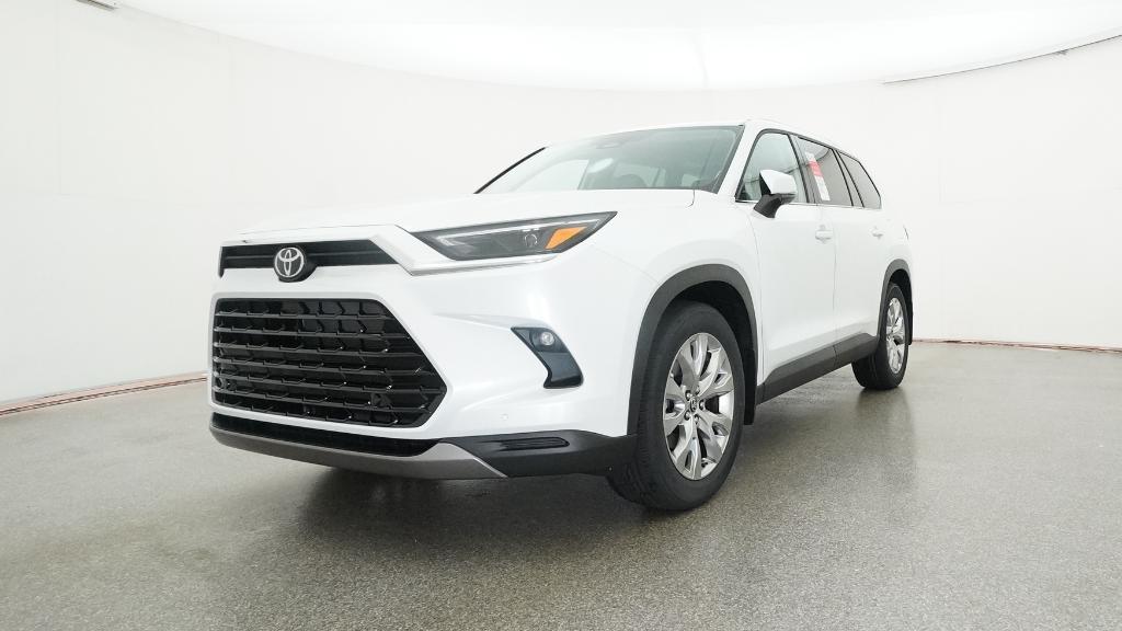 2026 Toyota Highlander Hybrid Limited photo 3