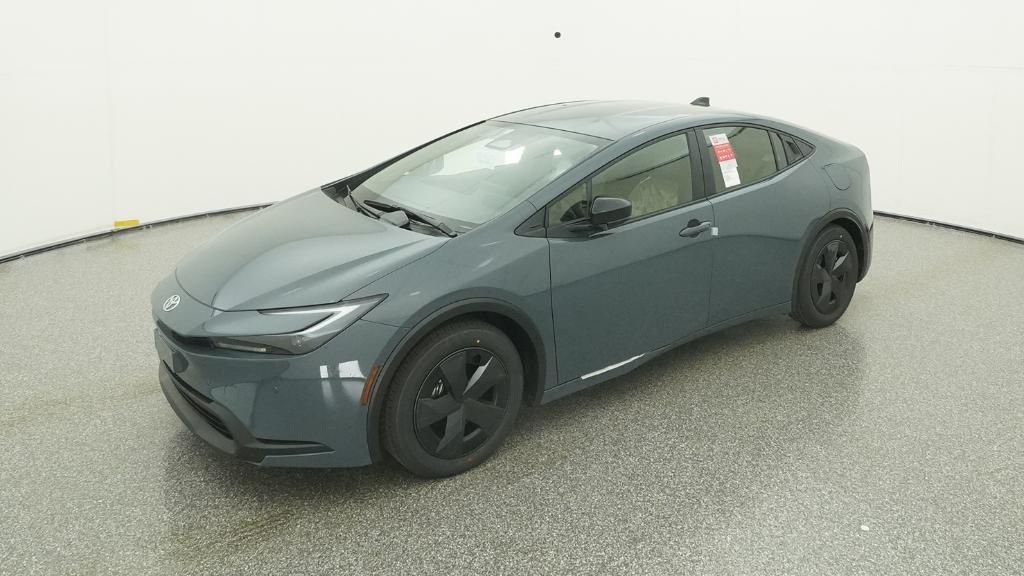 2026 Toyota Prius LE's photo