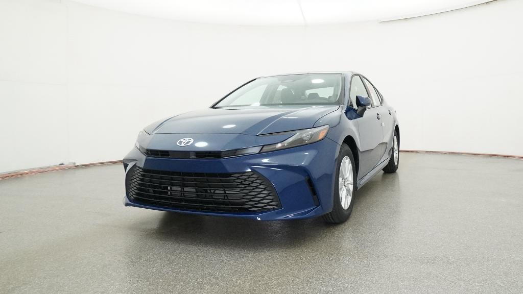 2026 Toyota Camry LE photo 4