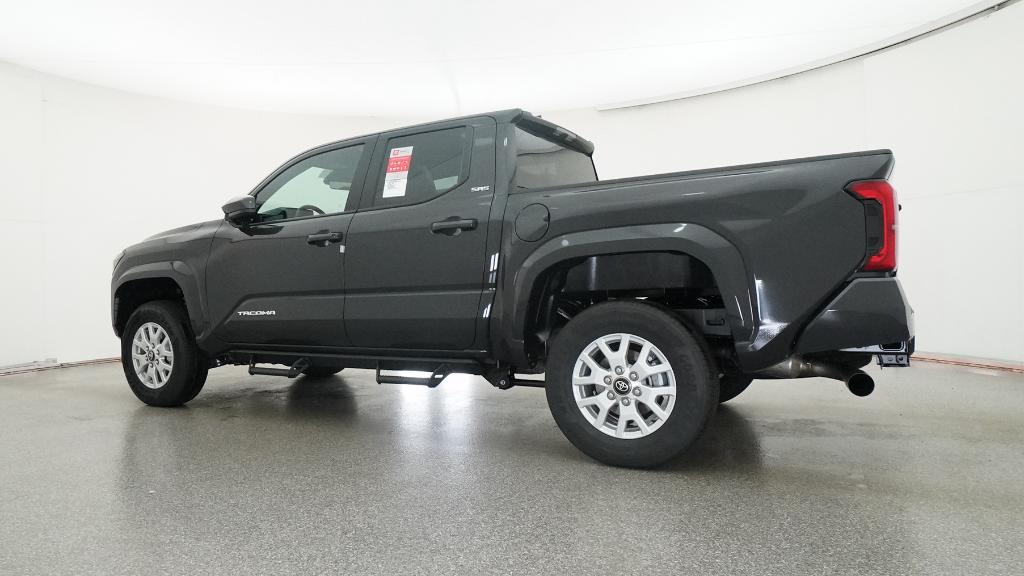 2026 Toyota Tacoma SR5 photo 2