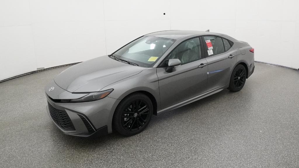 2026 Toyota Camry SE's photo