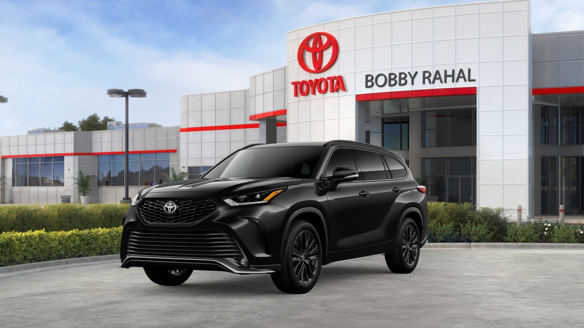 2026 Toyota Highlander XSE's photo