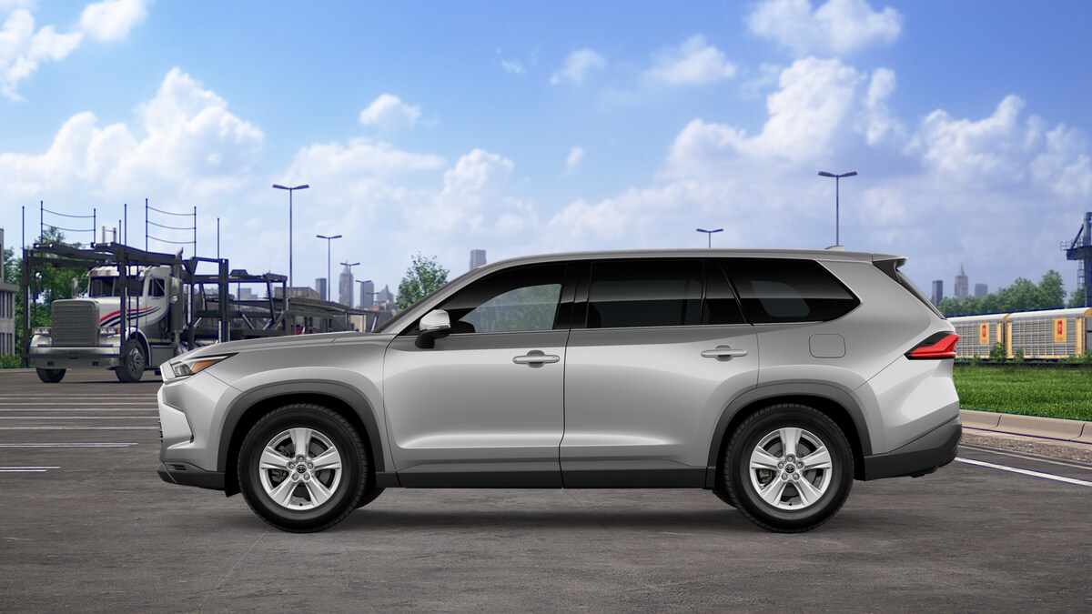 2026 Toyota Grand Highlander LE AWD photo 4