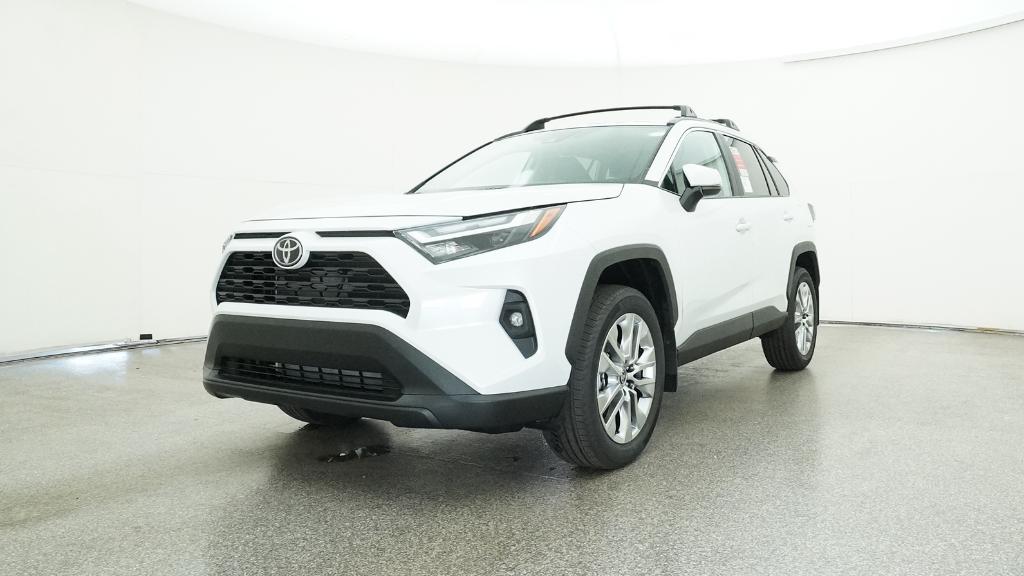 2025 Toyota RAV4 XLE Premium photo 3