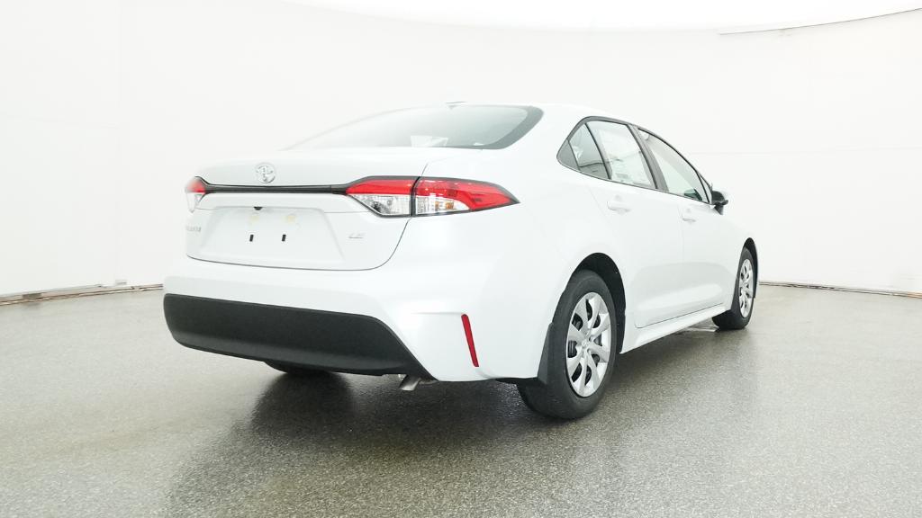 2026 Toyota Corolla LE photo 2