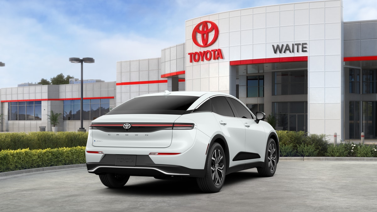 2026 Toyota Crown XLE - Photo 33