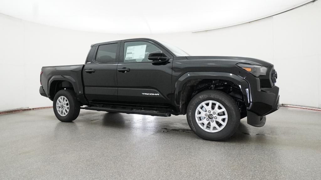 2025 Toyota Tacoma SR5 Double Cab photo 4