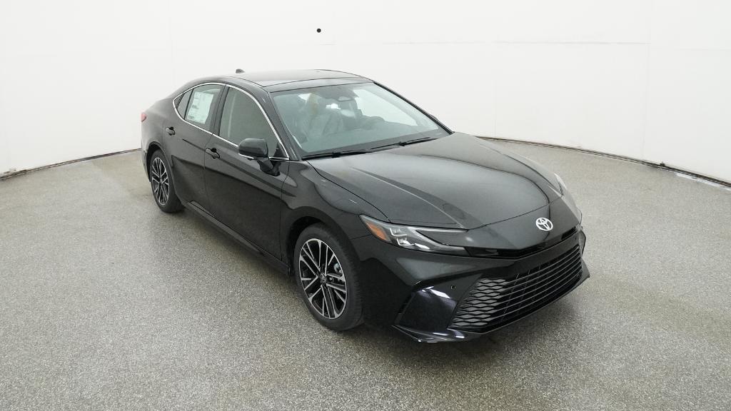 2026 Toyota Camry XLE photo 3
