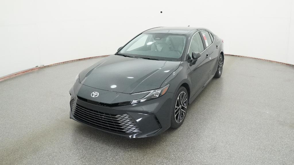 2026 Toyota Camry XLE photo 3