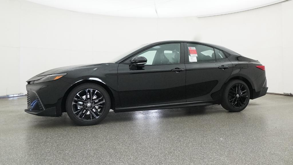 2026 Toyota Camry SE photo 3