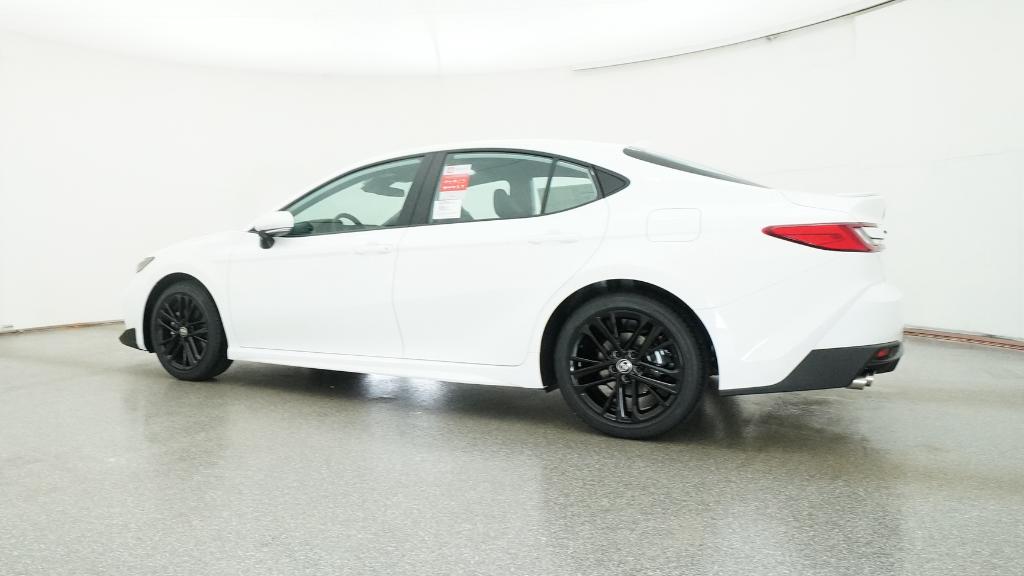 2026 Toyota Camry SE photo 3