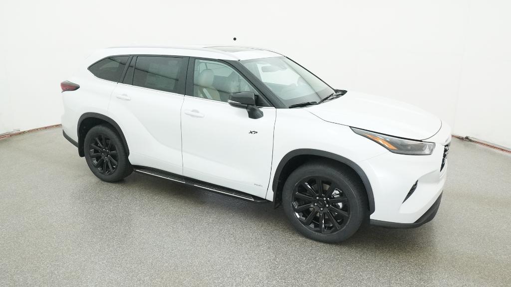 2025 Toyota Highlander Hybrid XLE photo 4