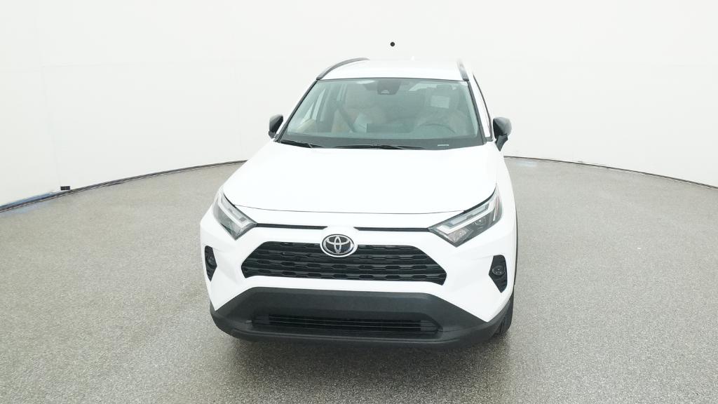 2025 Toyota RAV4 Hybrid LE photo 3