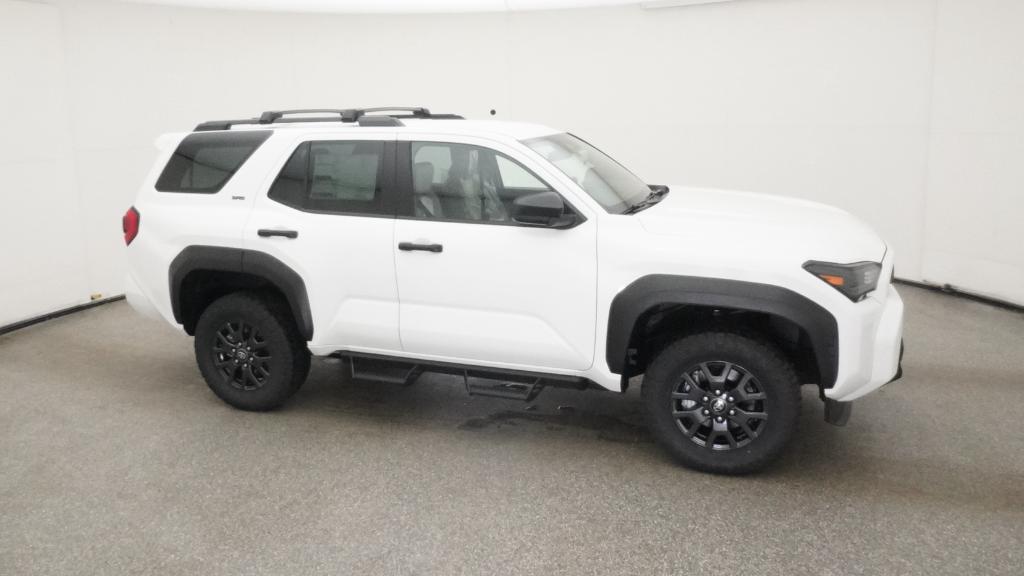 2025 Toyota 4Runner SR5 photo 4
