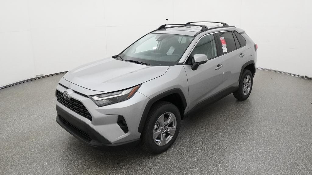 New 2025 Toyota RAV4 XLE XLE FWD SUV