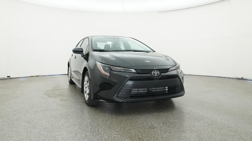 2026 Toyota Corolla LE photo 4