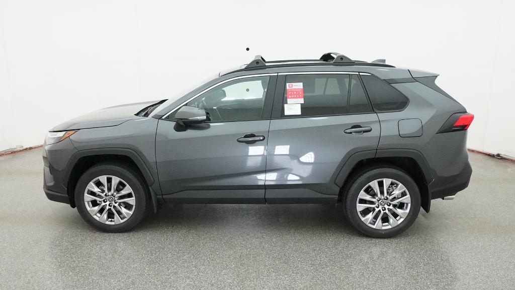 2025 Toyota RAV4 XLE Premium photo 4