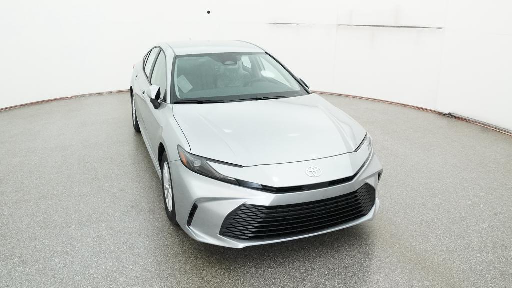 2026 Toyota Camry LE photo 4