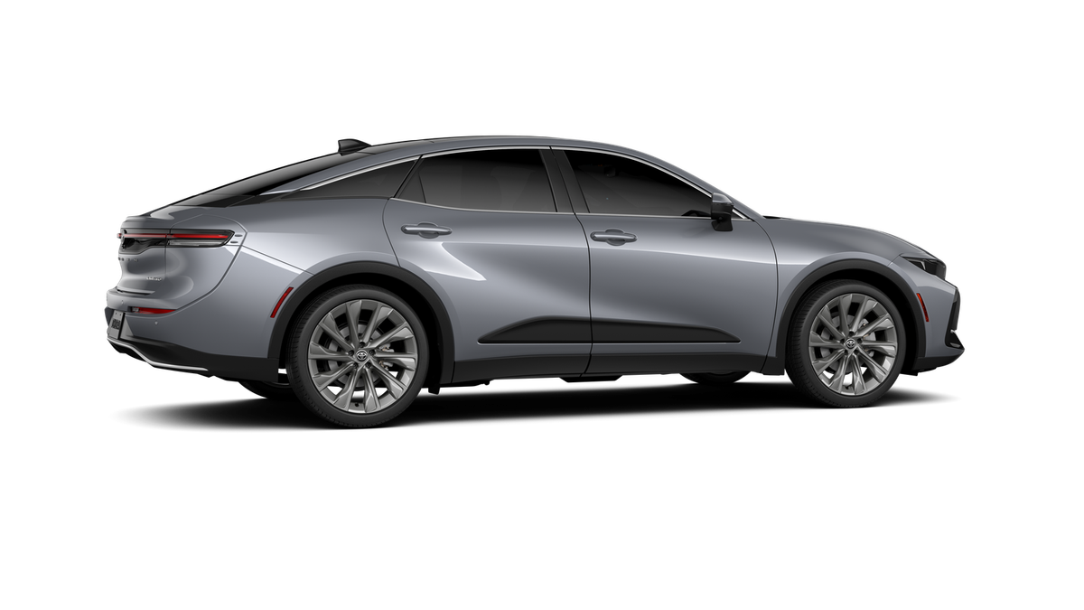 2026 Toyota Crown Limited - Photo 11