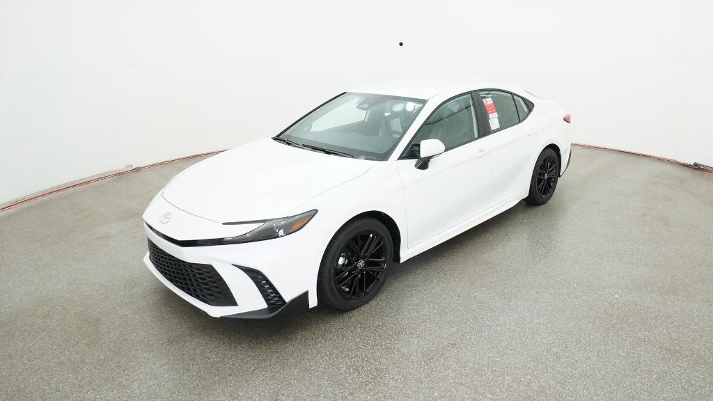 2026 Toyota Camry SE Hybrid's photo