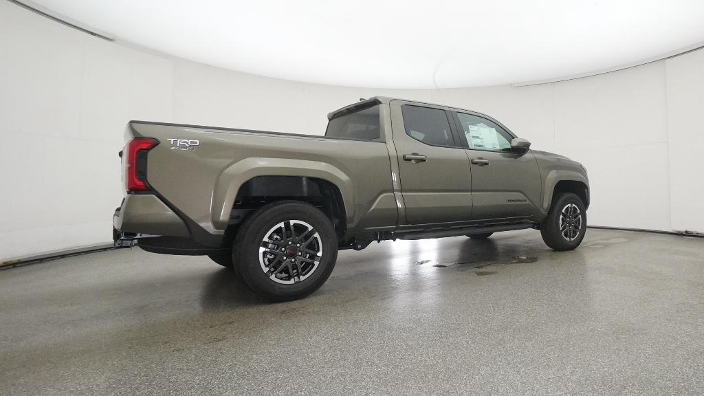 2025 Toyota Tacoma TRD Sport Double Cab photo 2
